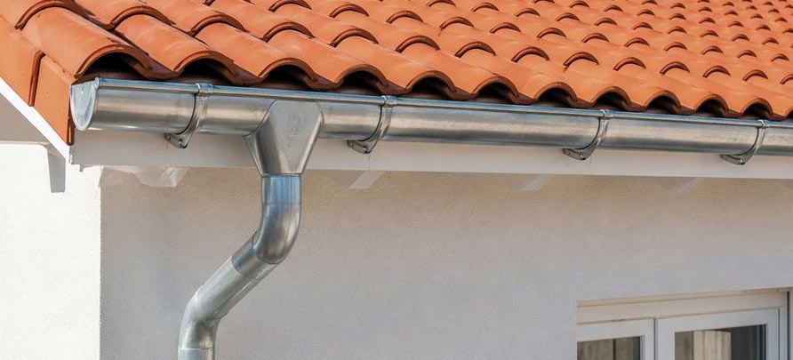 Installation et réparation de gouttières à Manosque
